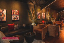 Antigua Shopping & Bars: La Casa Del Habano Antigua