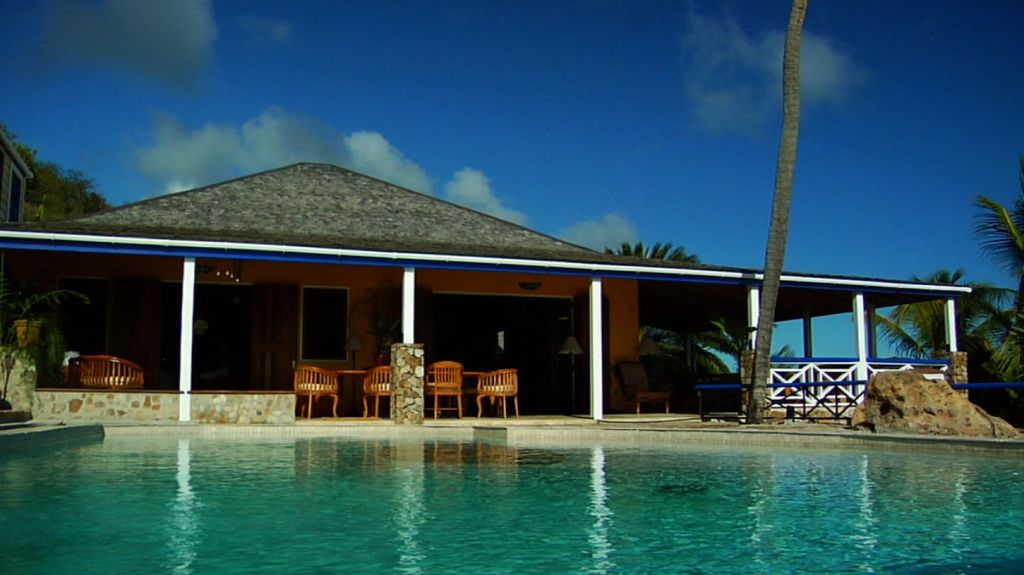 The Carib House, Antigua Villas: Poolside view of the villa